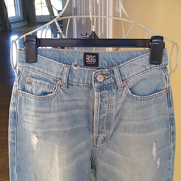 BDG Distressed Jeans - Picture 4 of 16